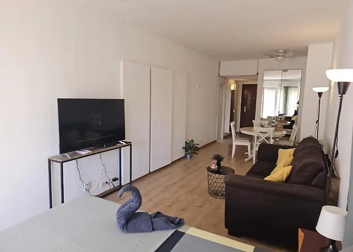 Tranquility Center By Namaste Elite Torremolinos